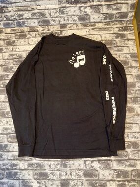 Re:SET Concert Experience Long Sleeve T-Shirt Black Music Note Graphic Medium